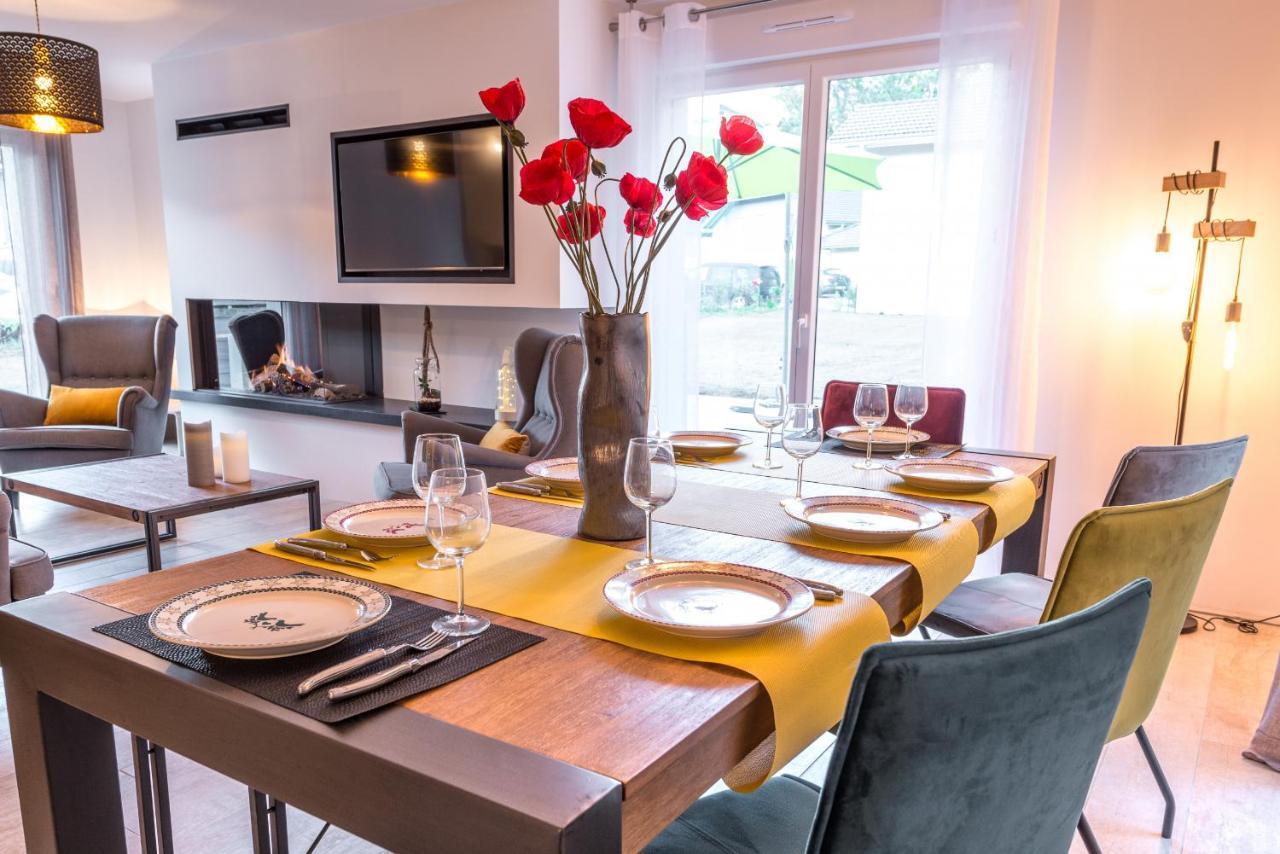 La Maison Du Port, Une Exclusivite Lla Selections By Location Lac Annecy Saint-Jorioz Bagian luar foto